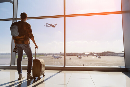 Ieplānots lidojums uz ārzemēm? 5 padomi, kas Tev būs noderīgi!