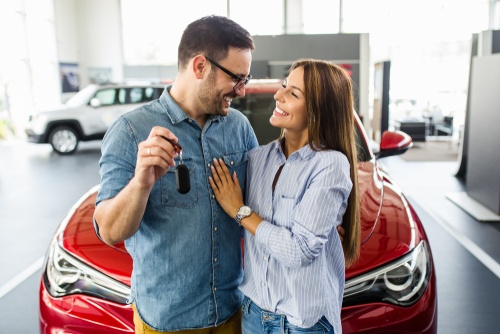 Toyota turpina uzvaras gājienu Baltijā – labākās auto īpašības